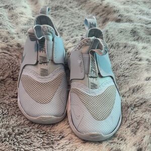 Nike flex runner Gray Slip-On Sneakers